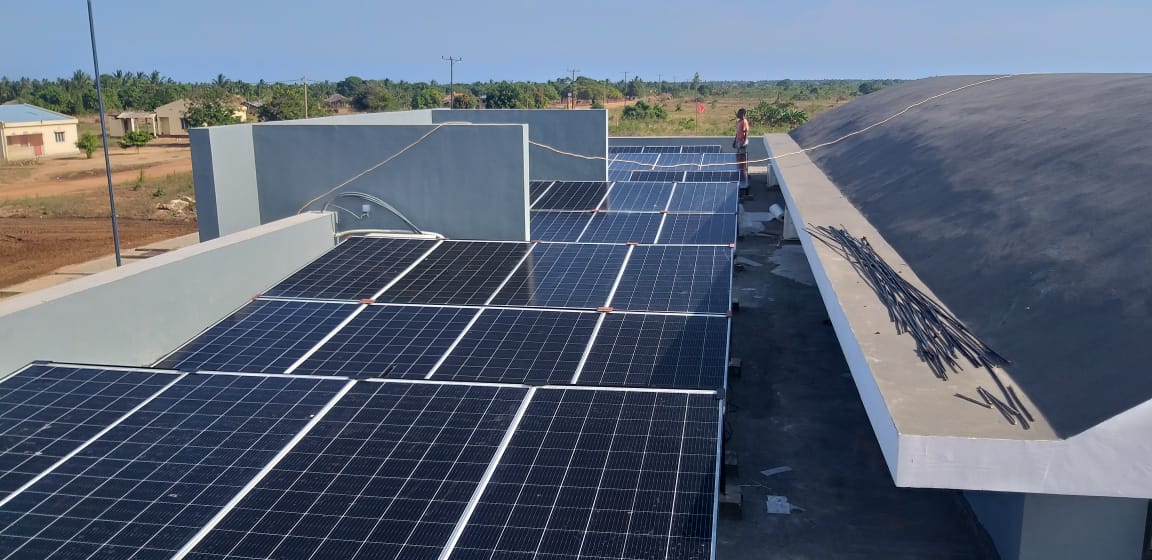 Instalação de Sistema solar AC/DC